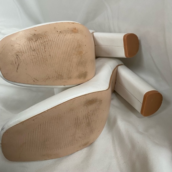 SOLD! - Picture 7 of 7